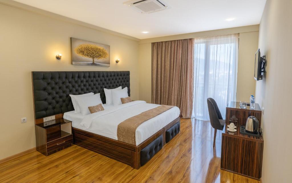 Hotel Residence Plaza Tbilisi Eksteriør bilde