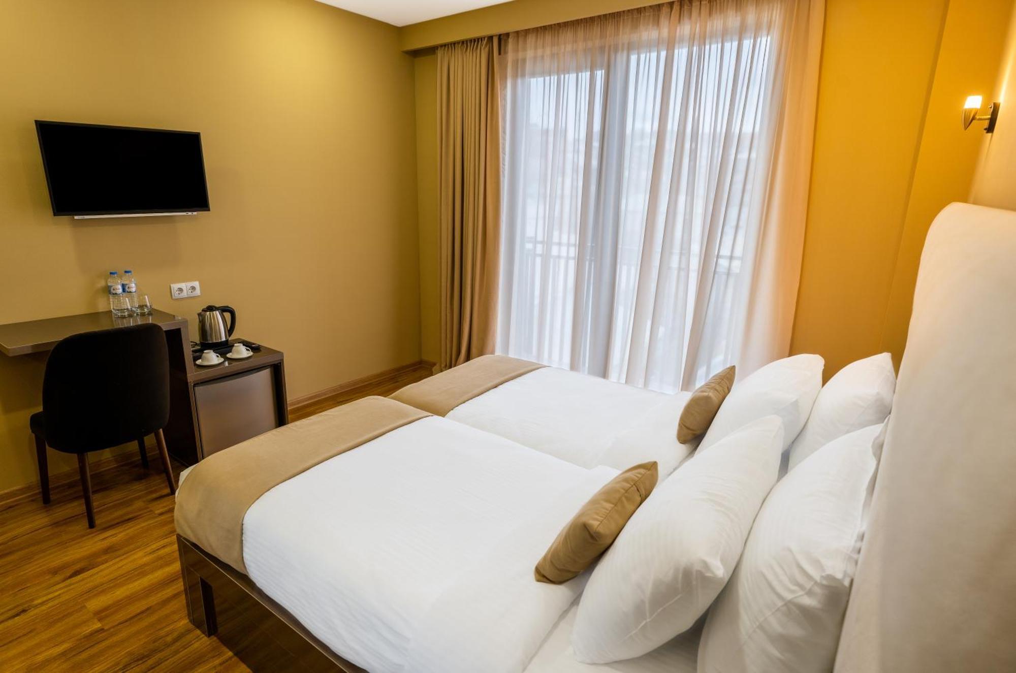 Hotel Residence Plaza Tbilisi Rom bilde